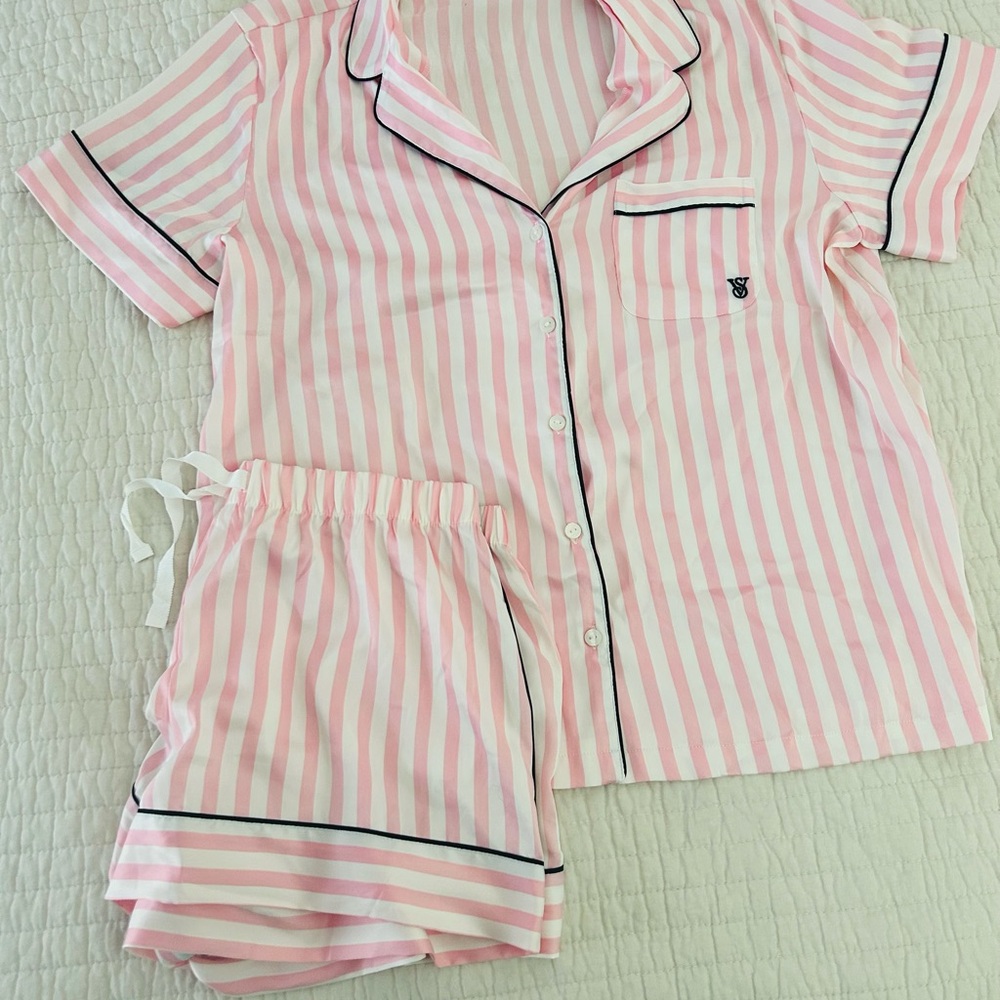 Victoria's Secret Pink & White Striped Short Pajama Set with Black Piping